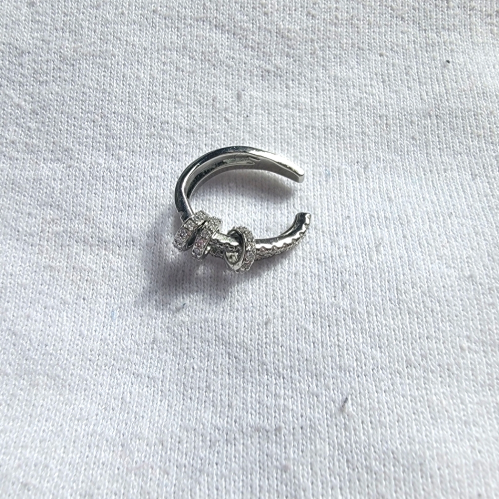 KC Chic ear cuff